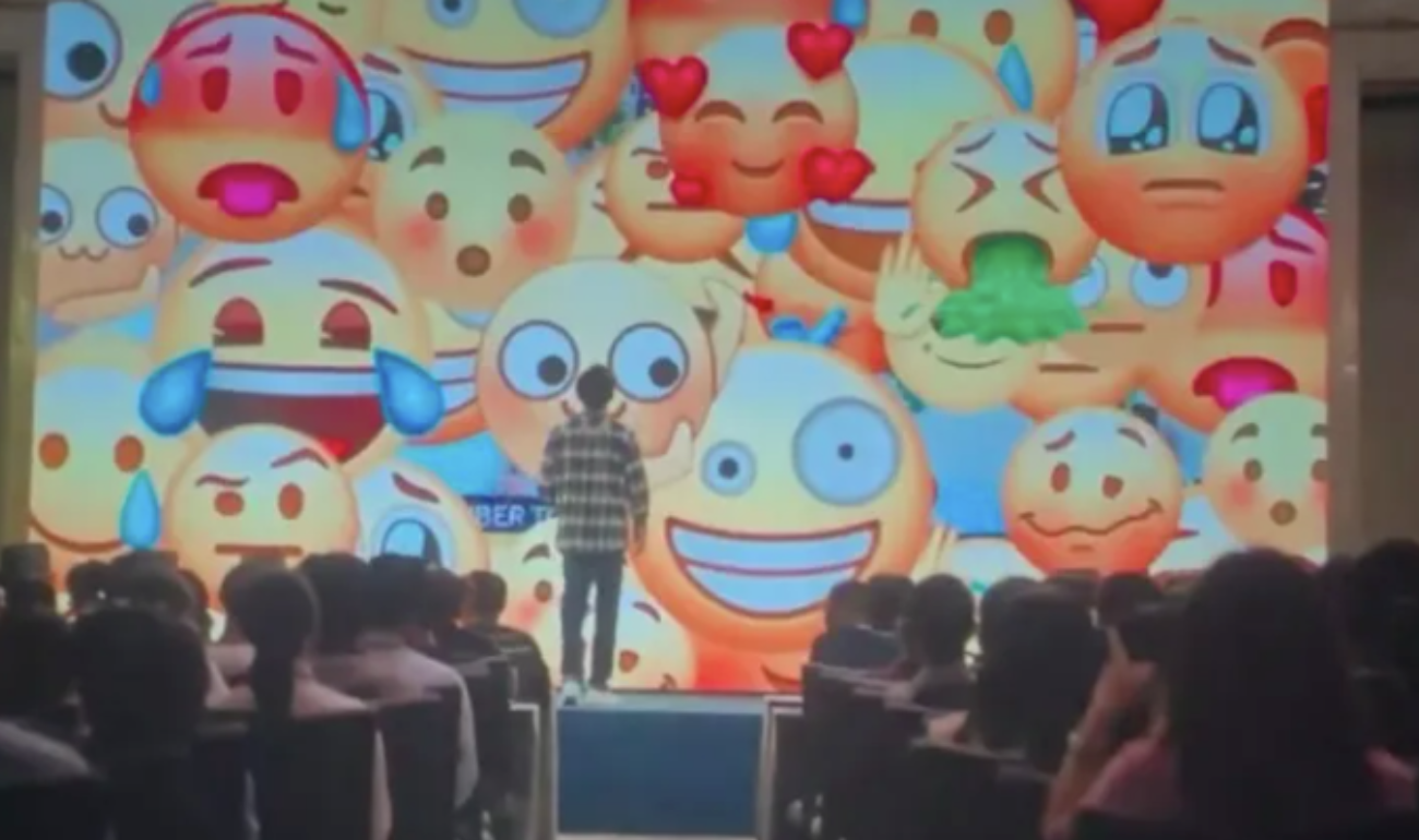 我模仿電影中的情節(jié)，成功黑進(jìn)別人的網(wǎng)站